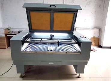 Laser Cutting Machine